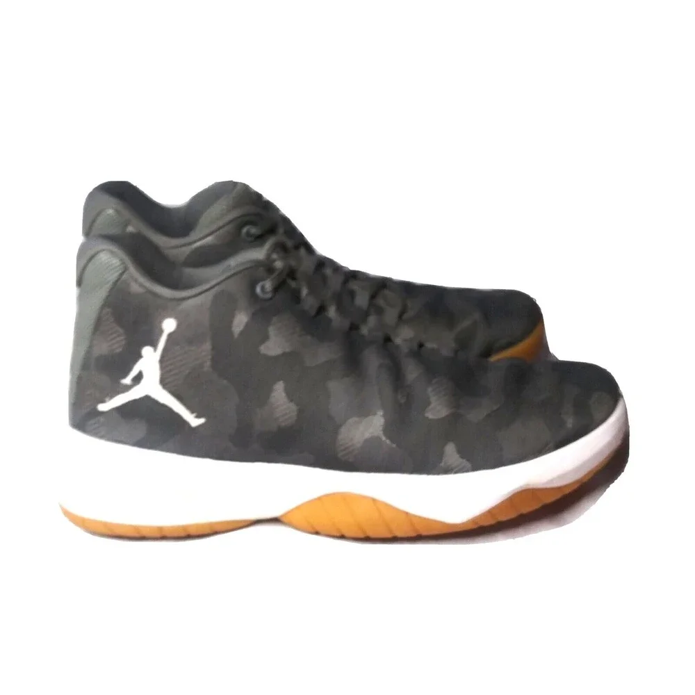 Nike Jordan B Fly River Rock Shoes Boys Size 6 Y Sneakers Gray